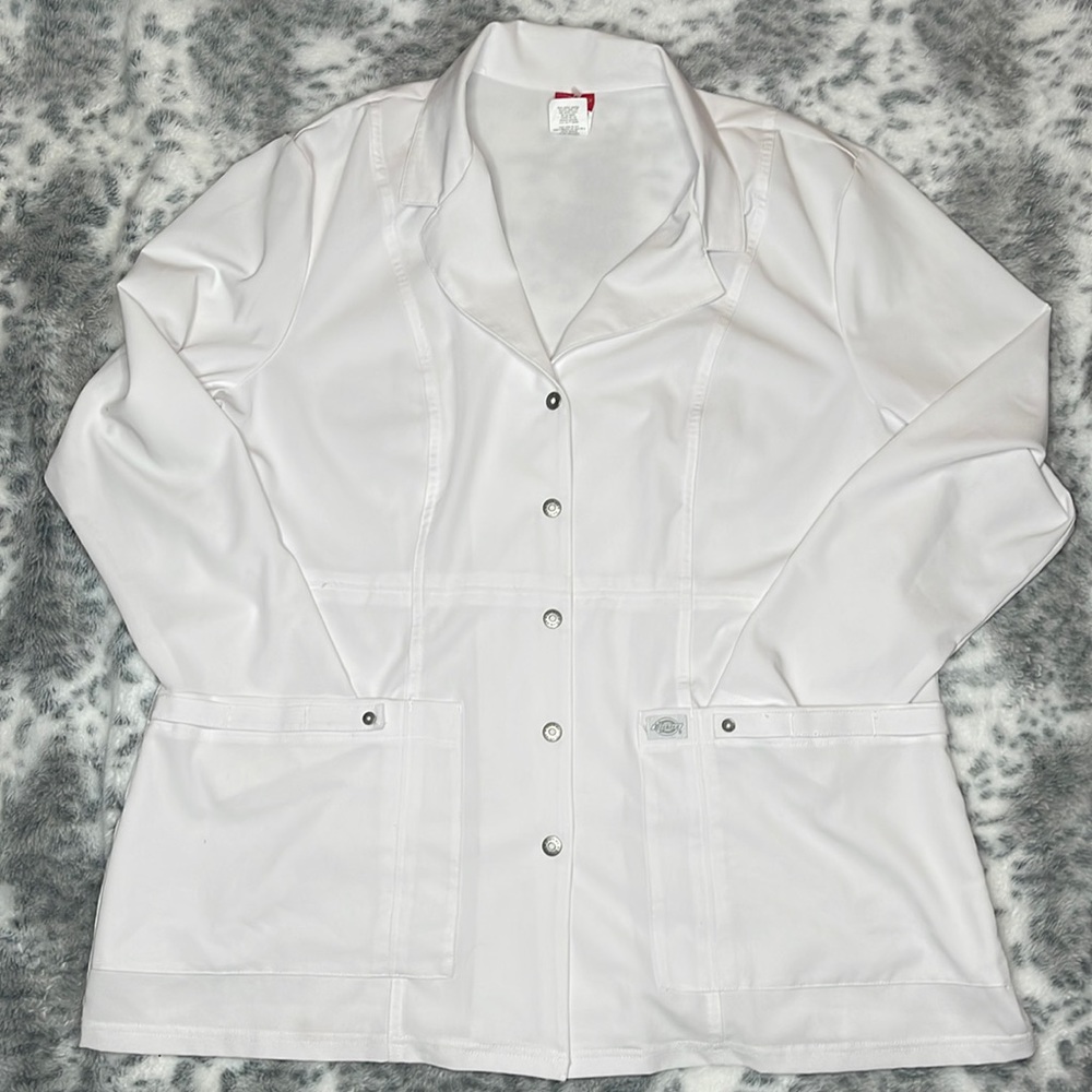 Scrub Coat